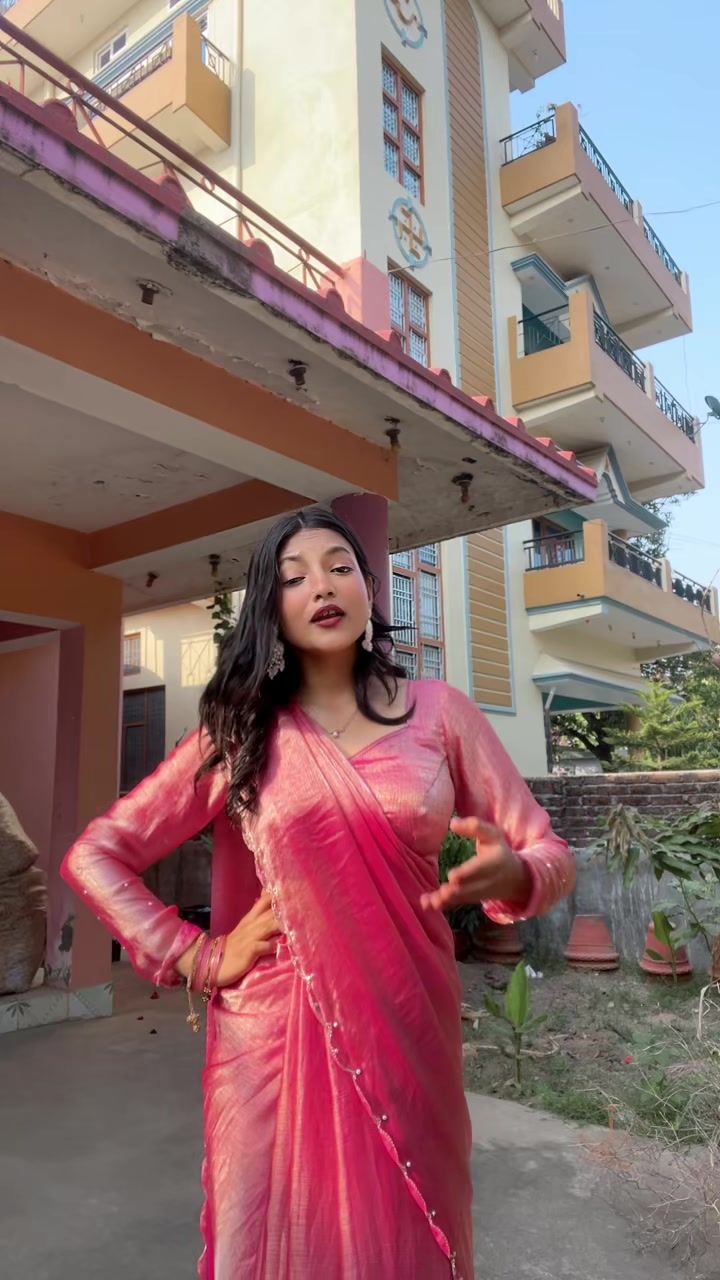 @एलिना