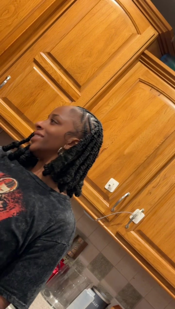 @_BigMoni
