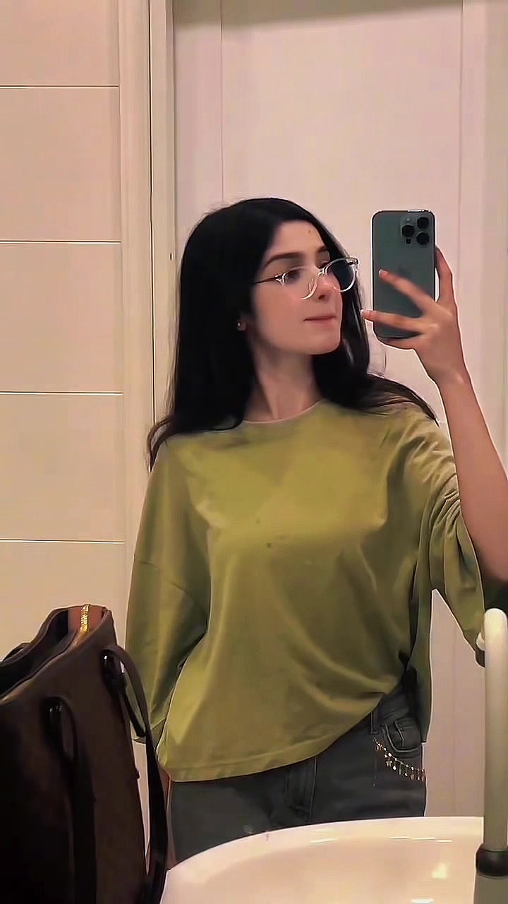 @AJ🦋