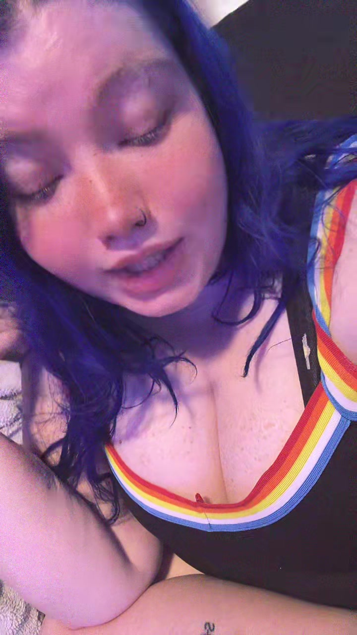 @💜😈HEY_ITZ_CHLOE💅🏻💜