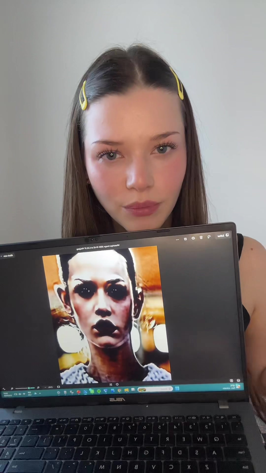 @Laragff