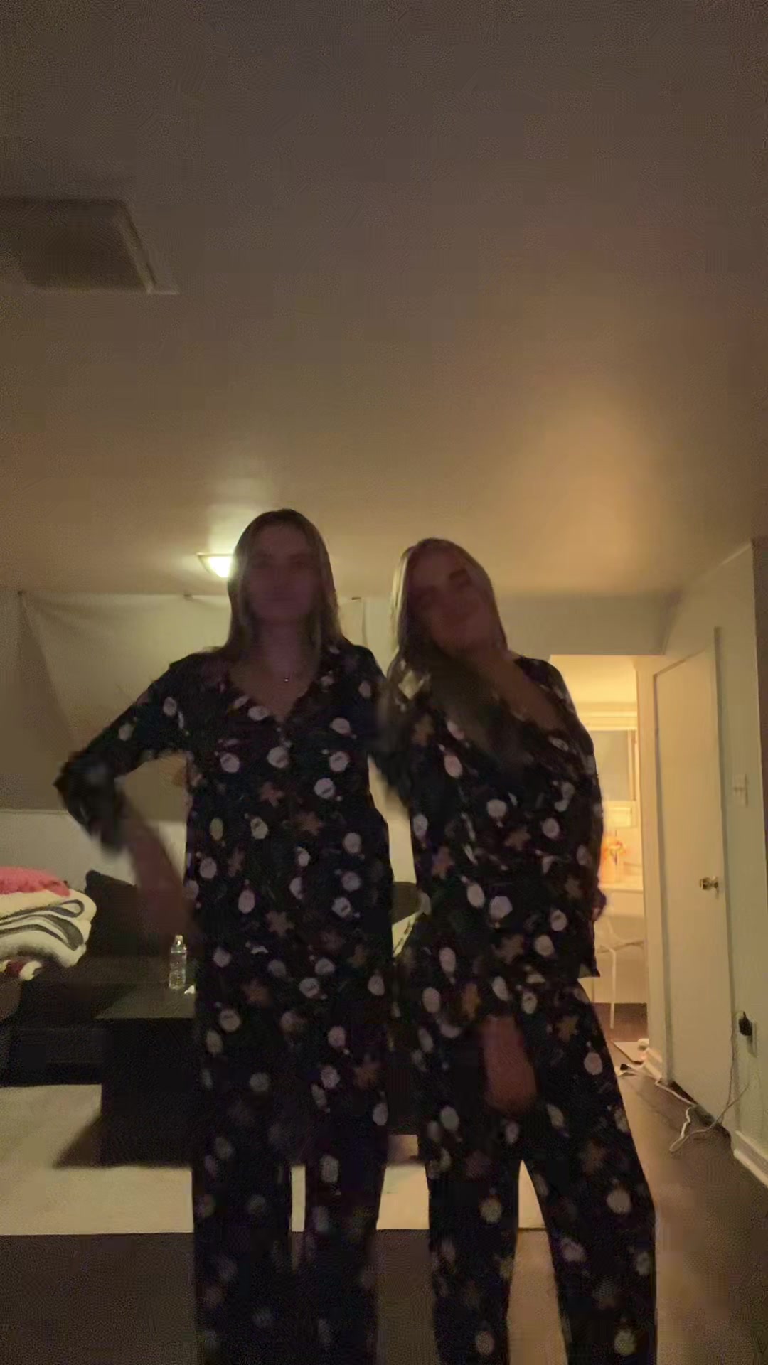 @breckyn🫧