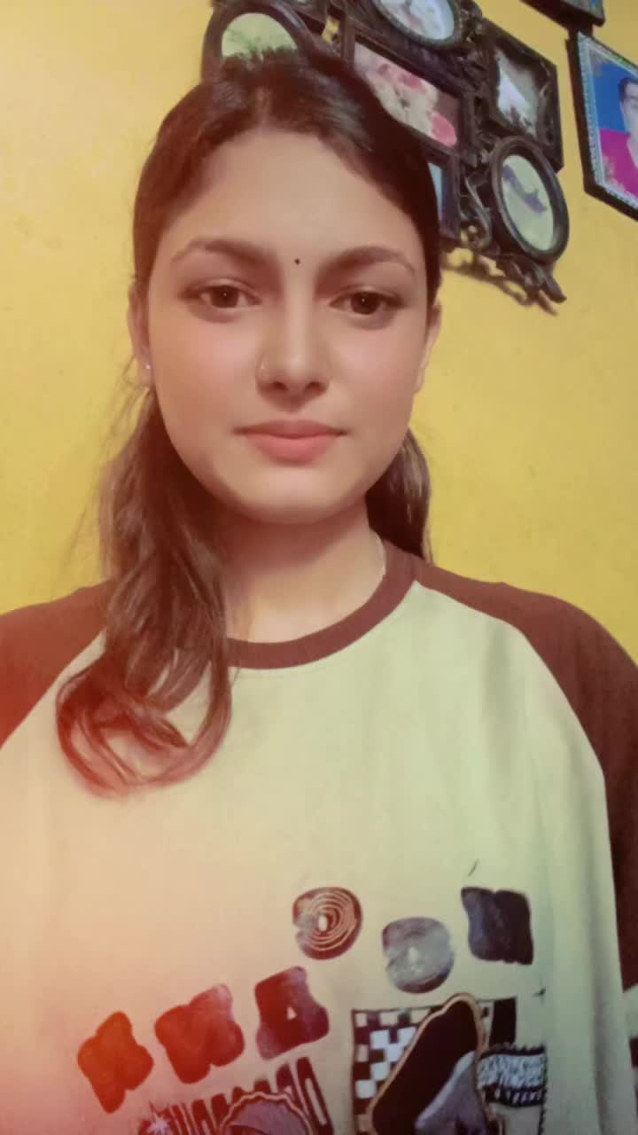@Smirti✨