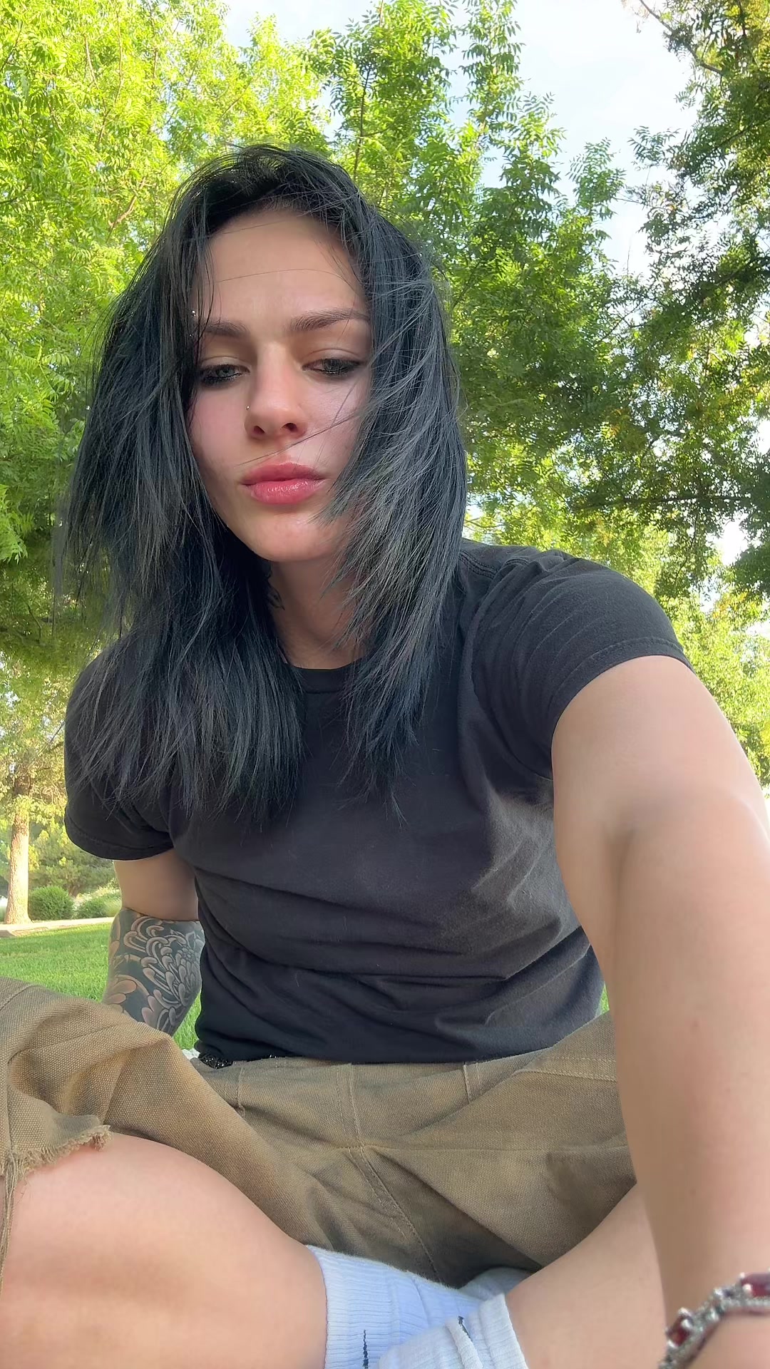 @notjustang