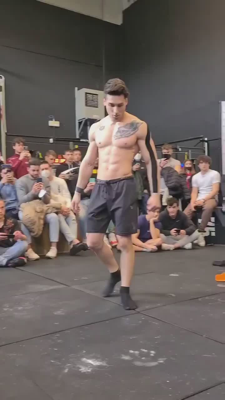 @Freestyle Calisthenics ✪