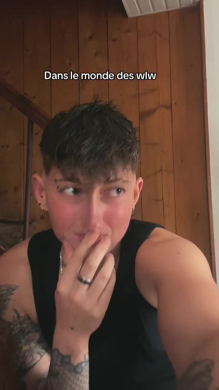 @Ma&euml;va 🖤🩶❤️
