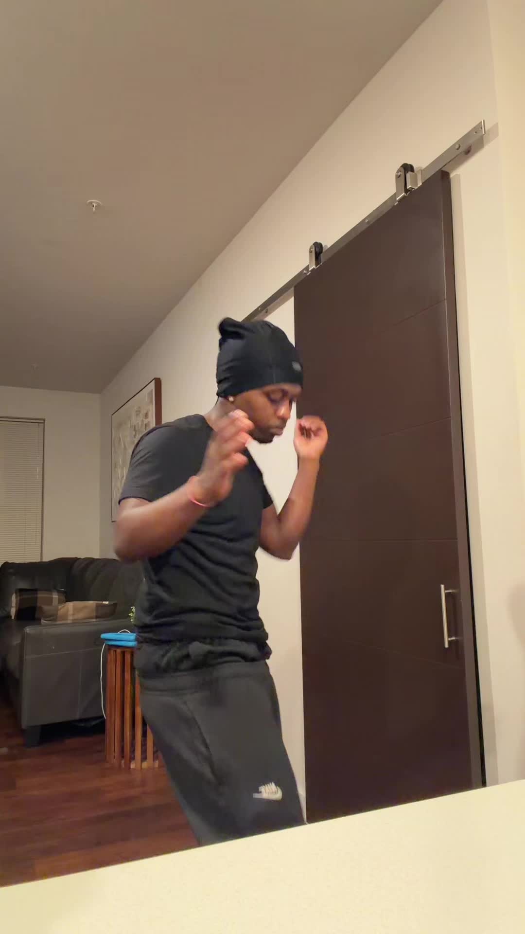 @Kb