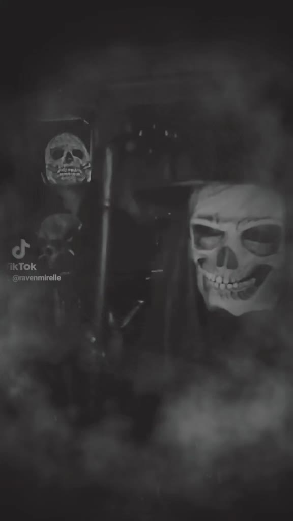 @DarkWonderland