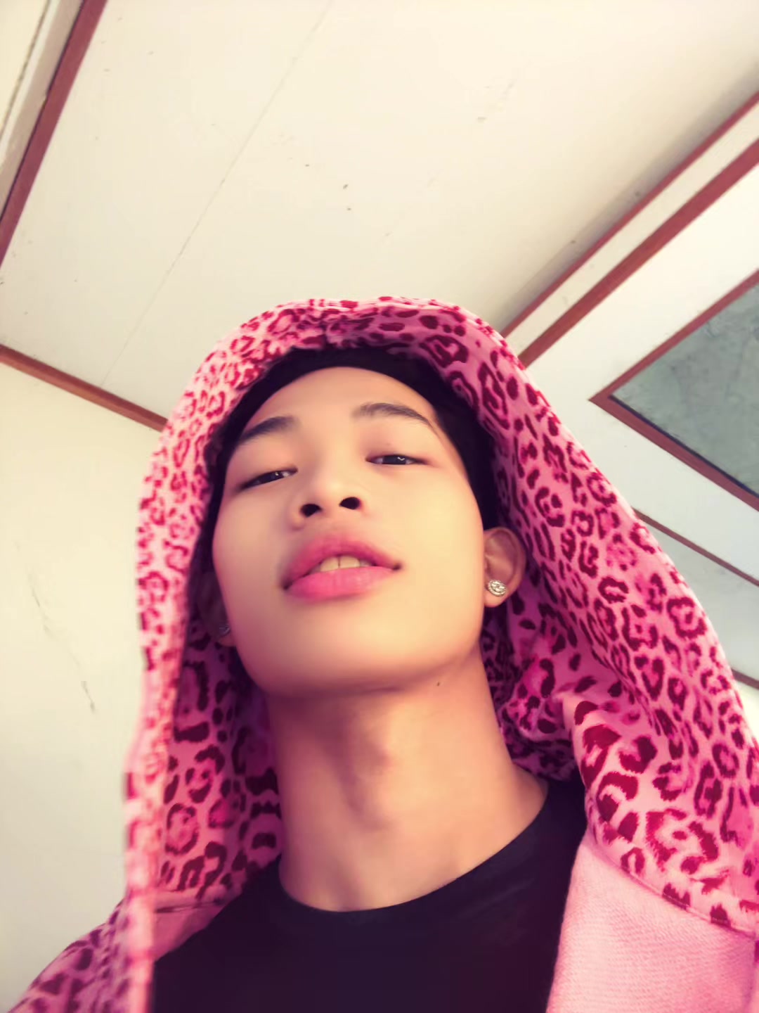 @AKX3.