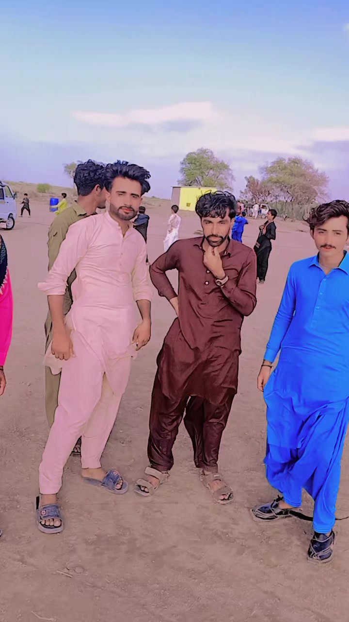 @شاعر غلام نبی اوٹو✌️✌️