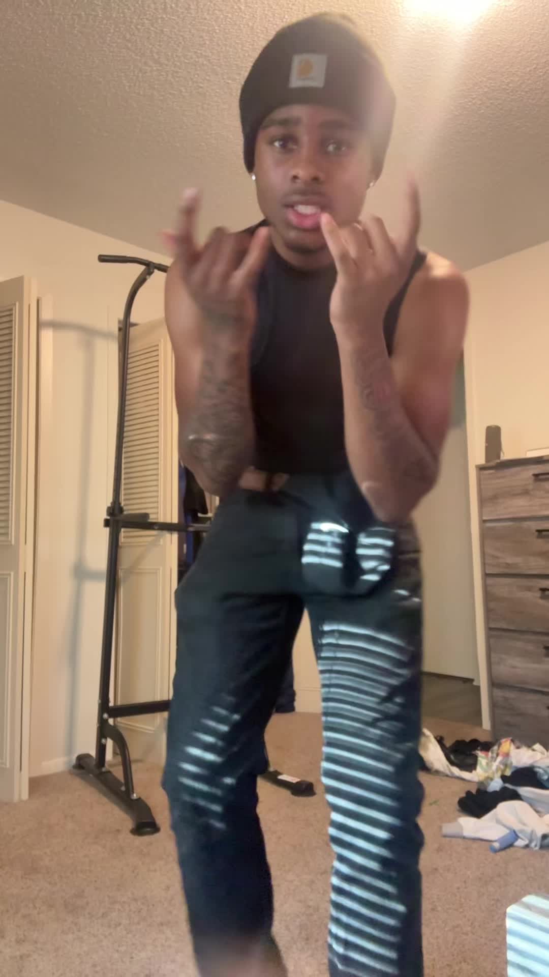 @J bizzy 🦴
