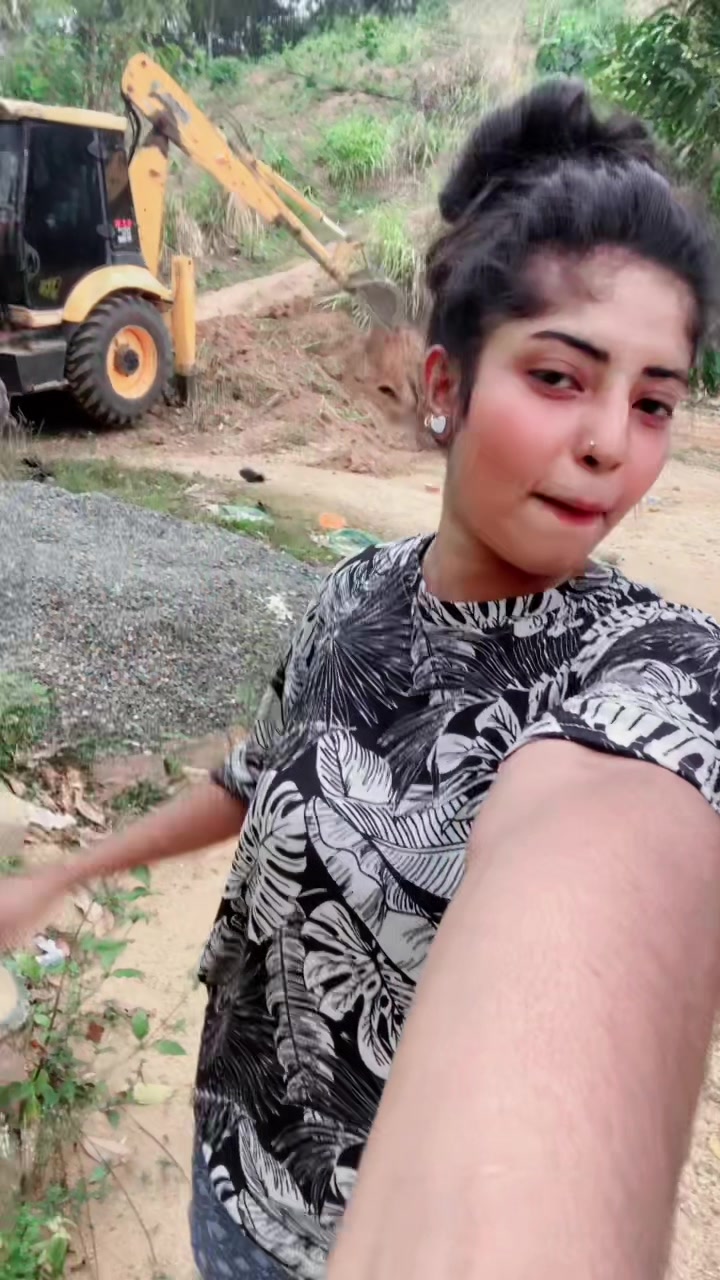 @""ටෙඩී gril "" තරූ දොණී 🔗🤍