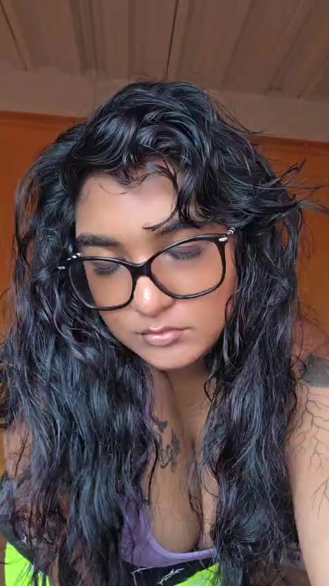 @Nobody☠️Queen👸