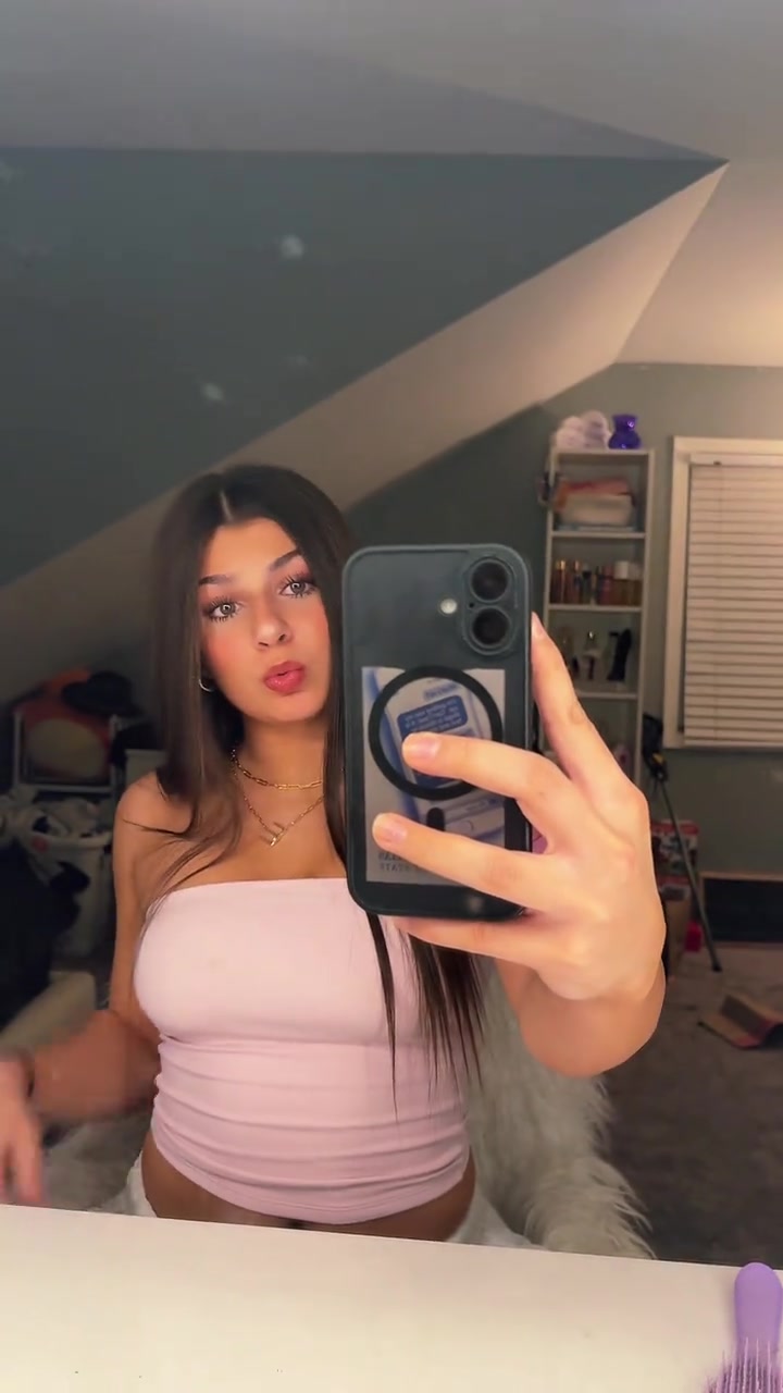 @evannicle_