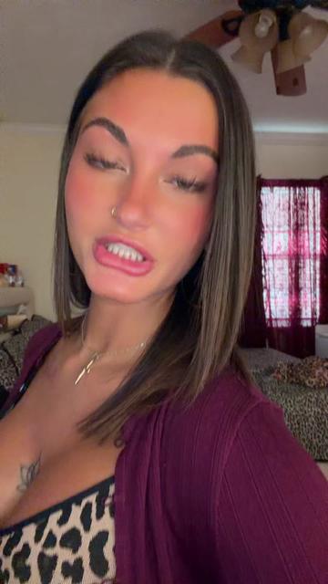 @lovely vic