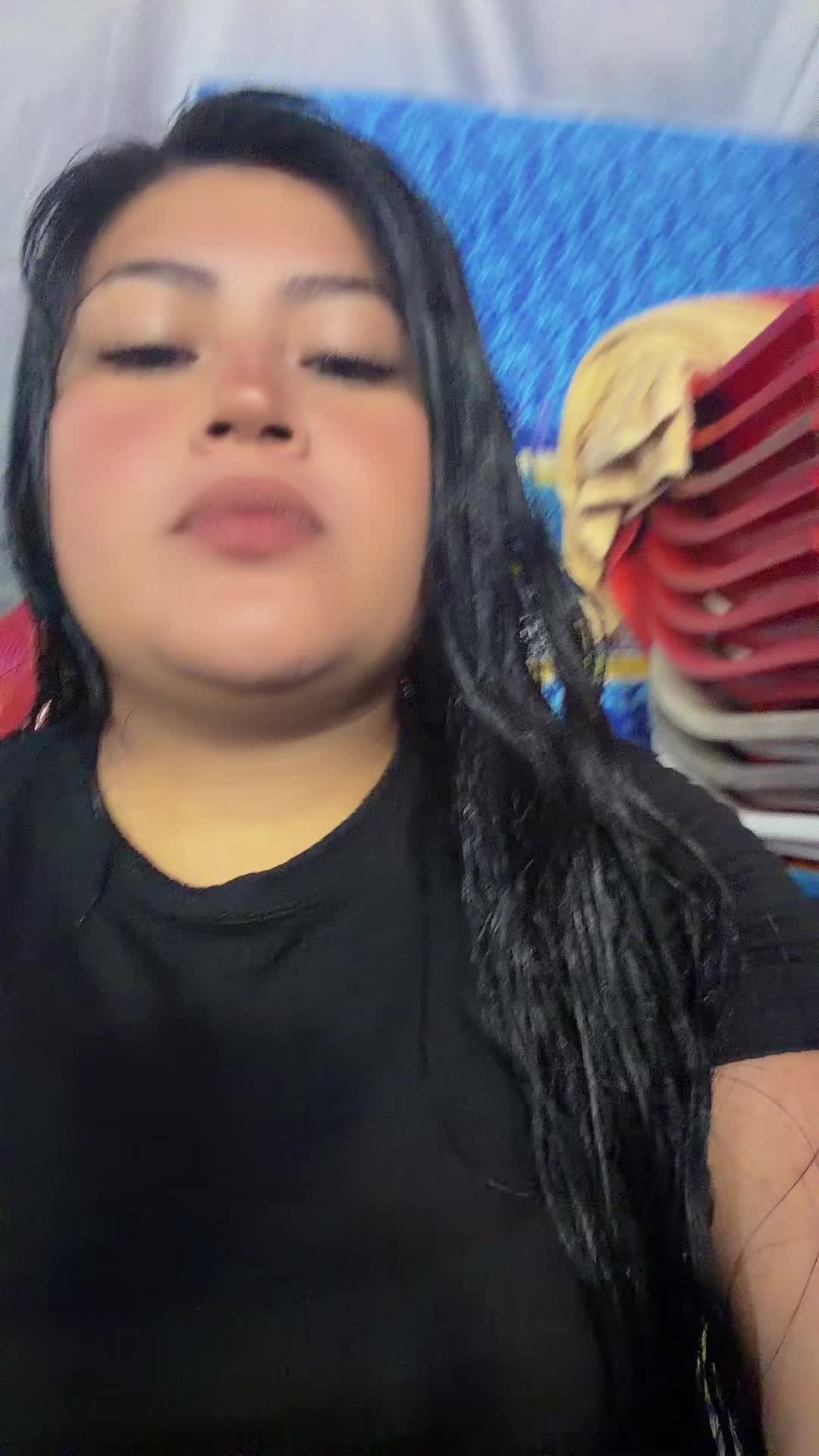 @ivania_sv