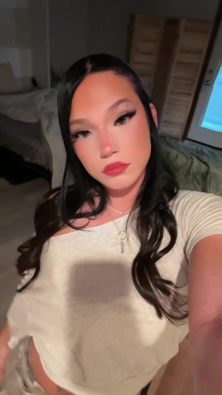 @izzyssyourss