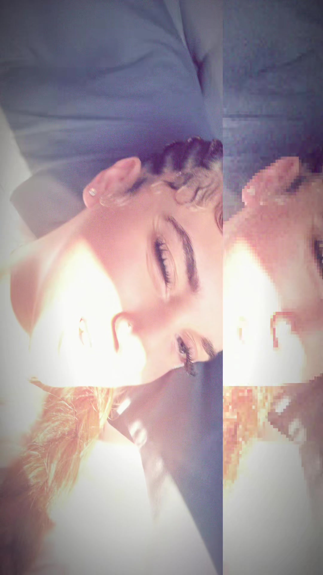 @Lightskinlesbo