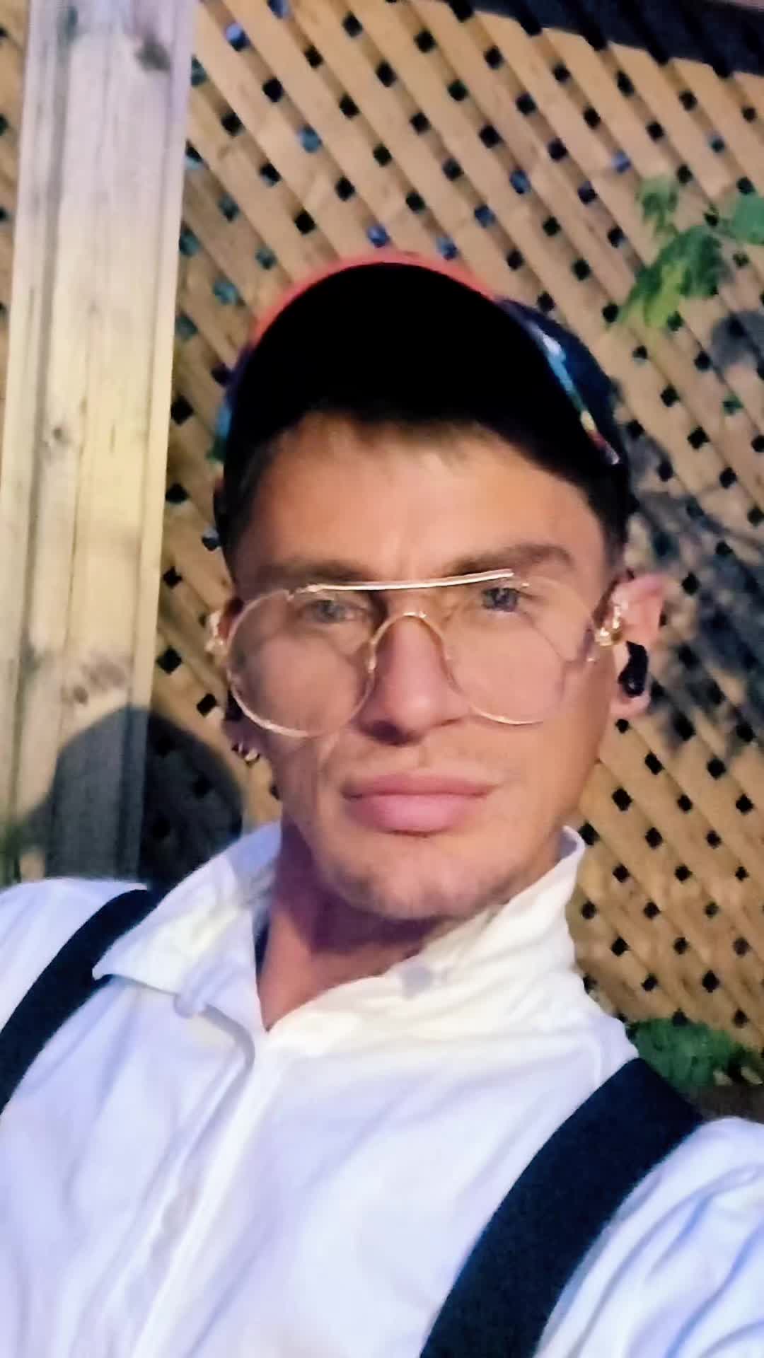 @🇨🇦Купеческий Сын🏳️&zwj;🌈