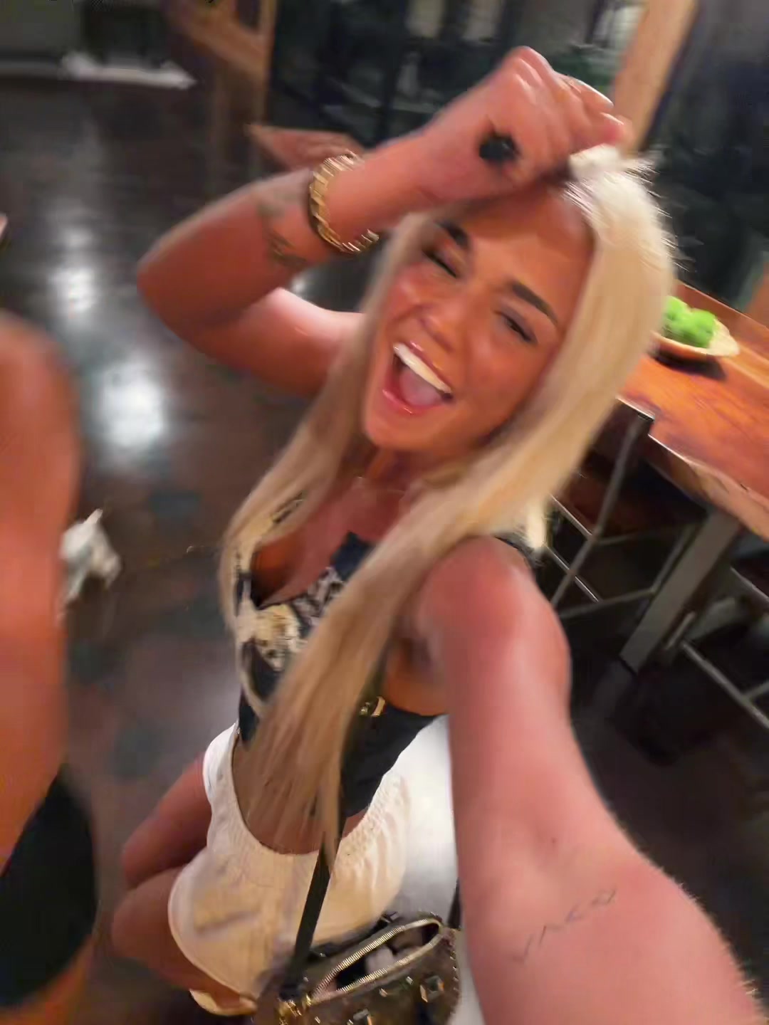 @Jubr