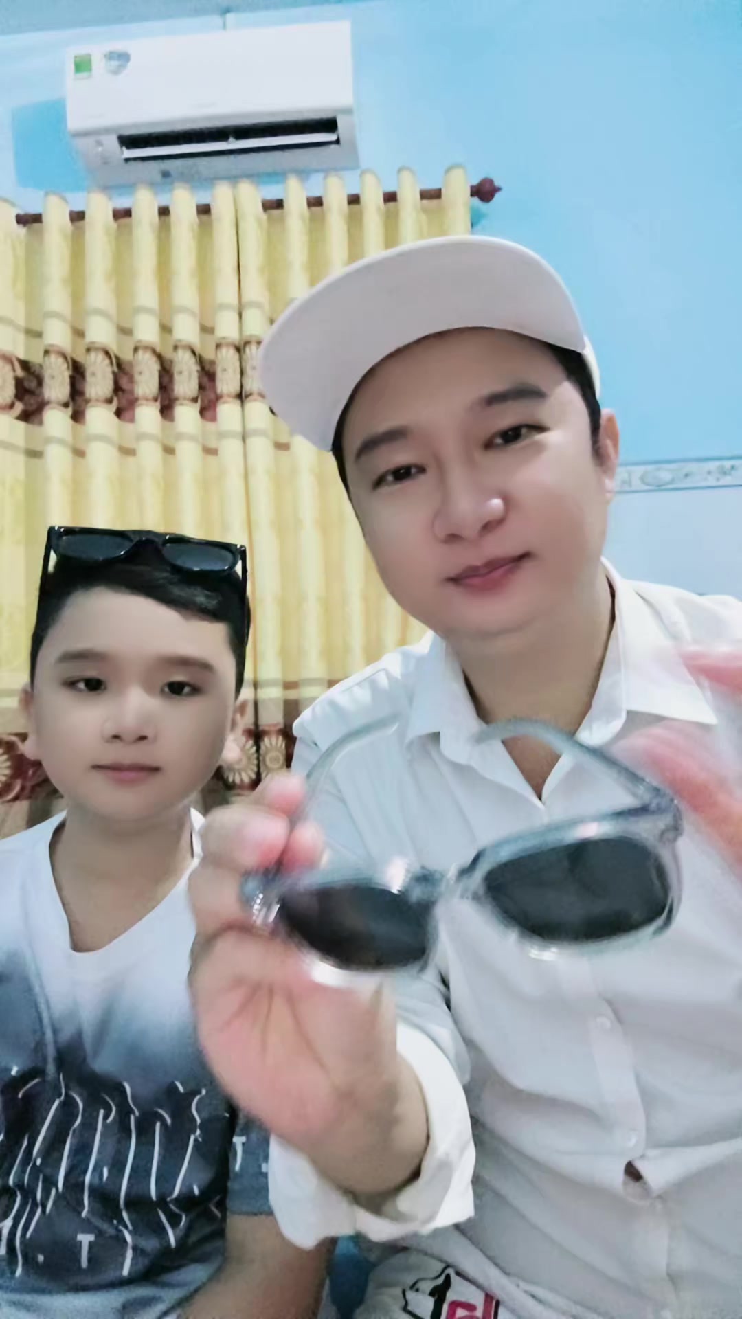 @FB:Quốc Kh&aacute;nh