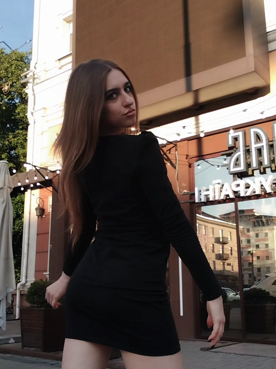@_sofia.swan_