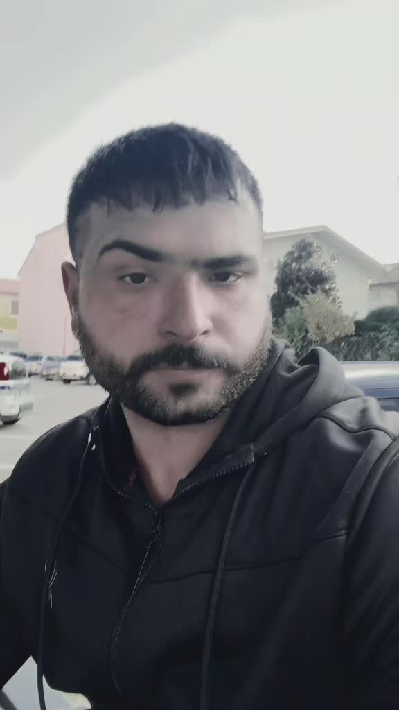 @Meeran Dar 🇮🇹