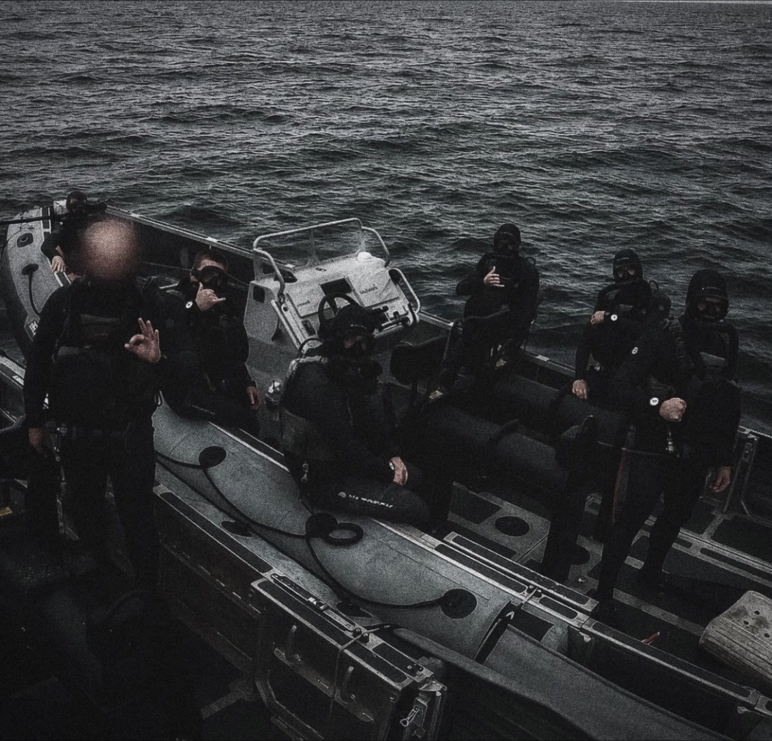 @SPECIAL FORCES