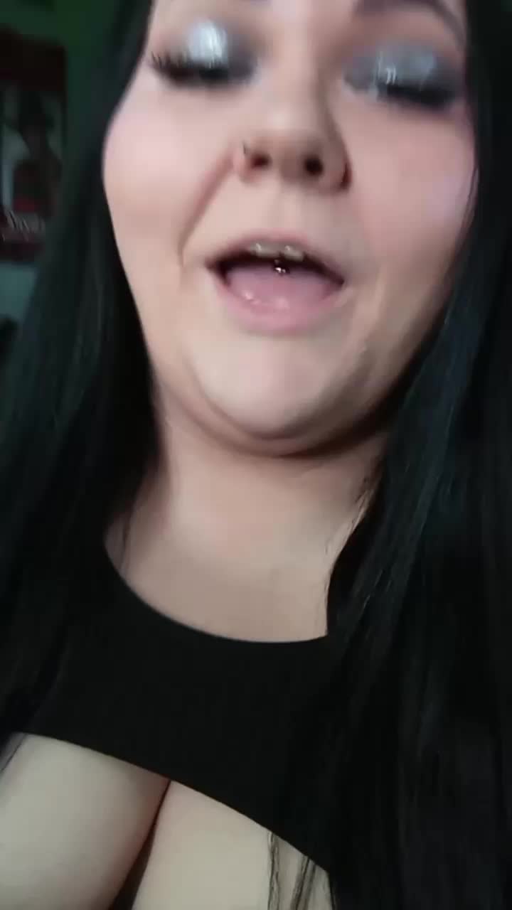 @Kakeface Karlee🖤