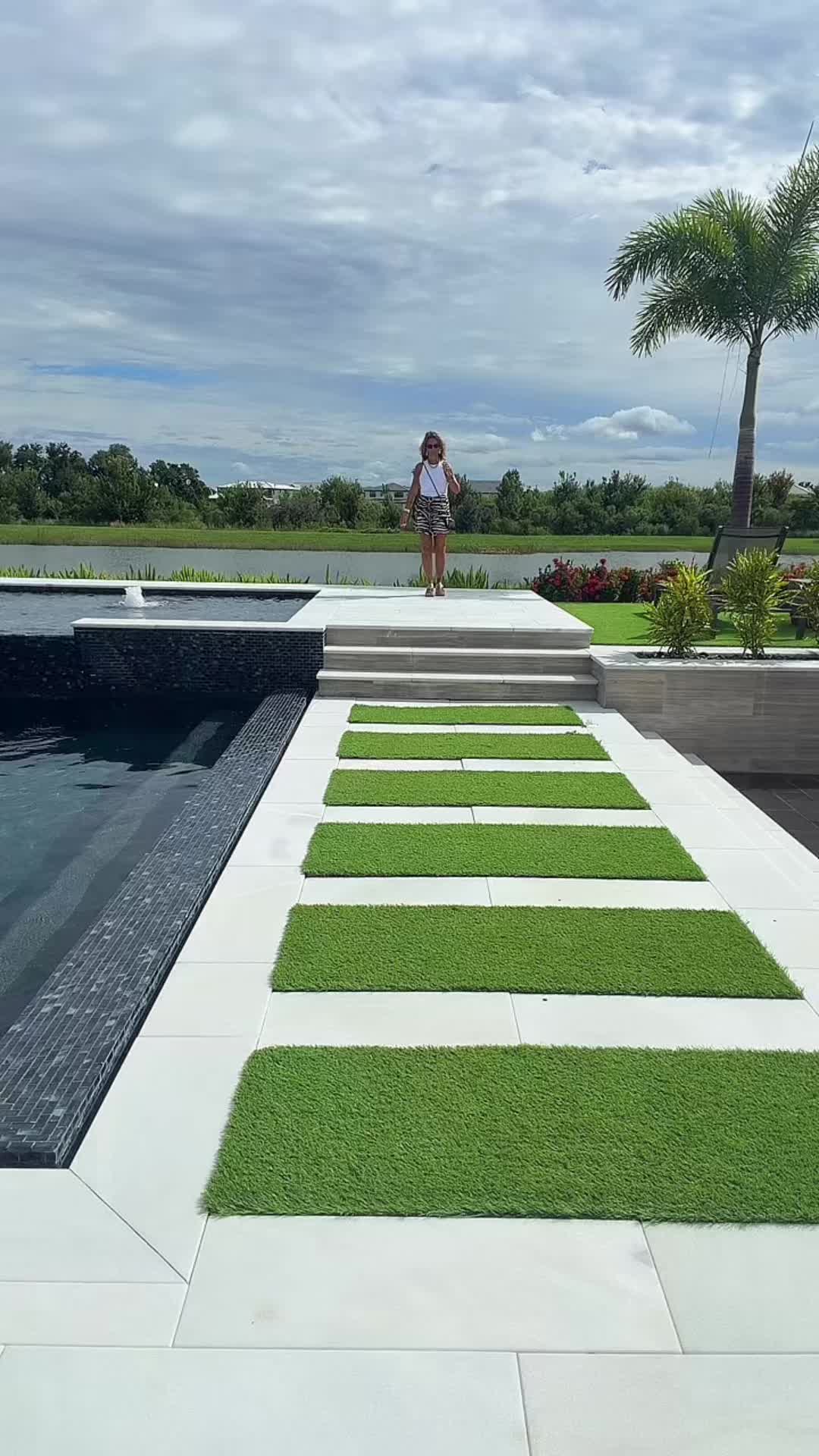 @laurabarshaw Florida Realtor