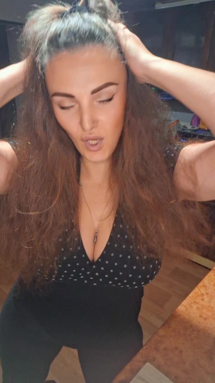 @🎀Leonidovna😋🎀ia