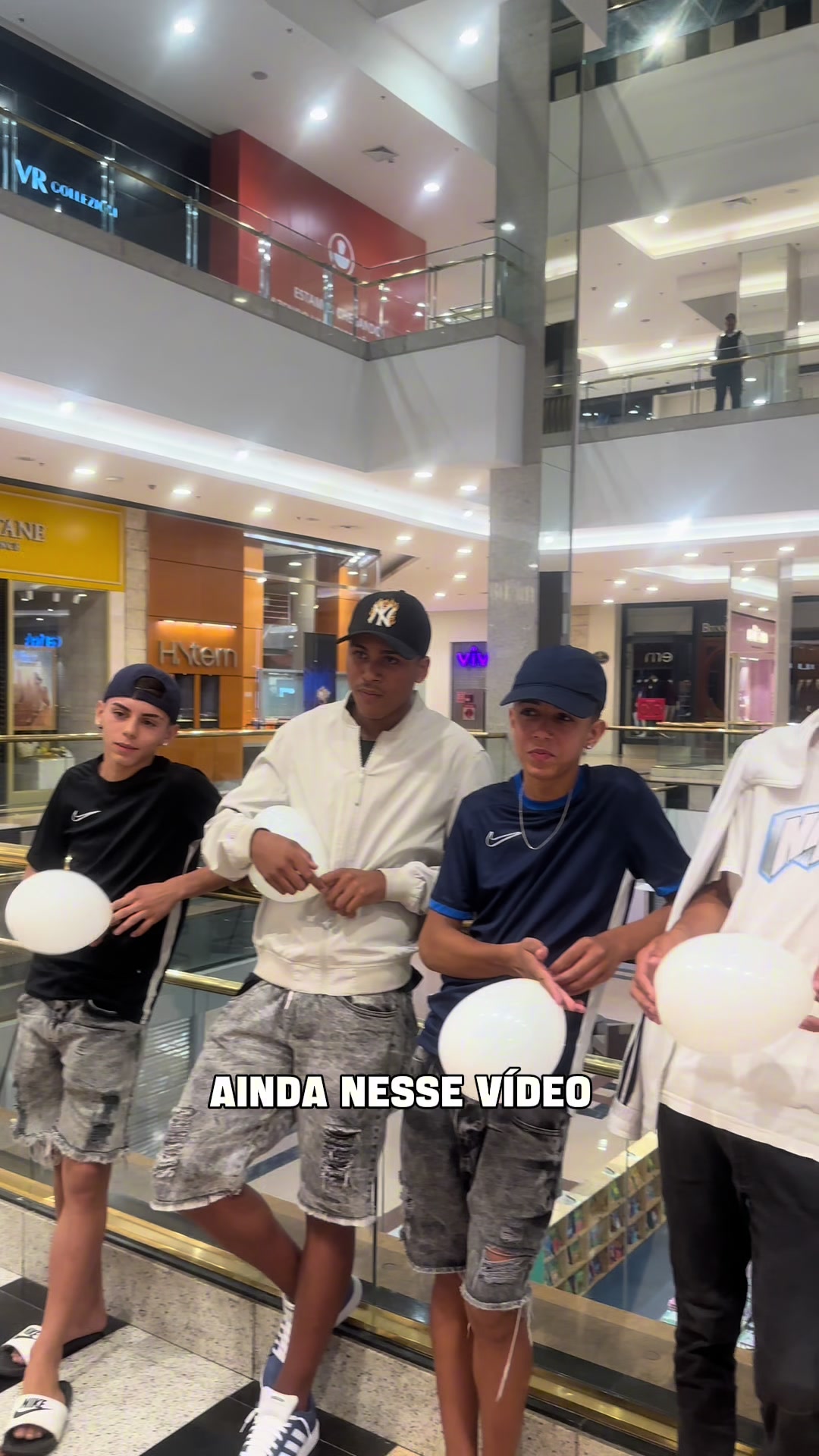 @C. LACERDA