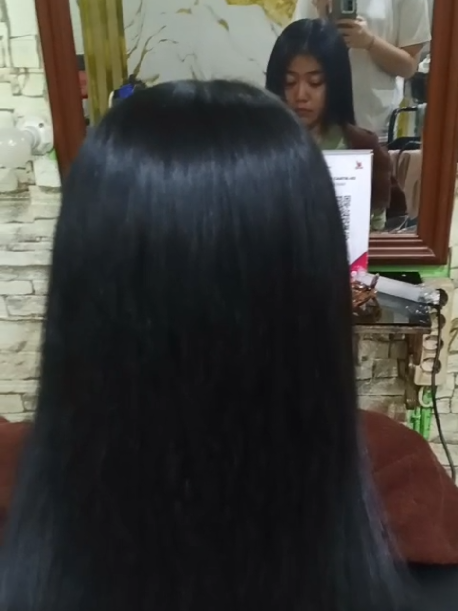 @Salon Momcantik