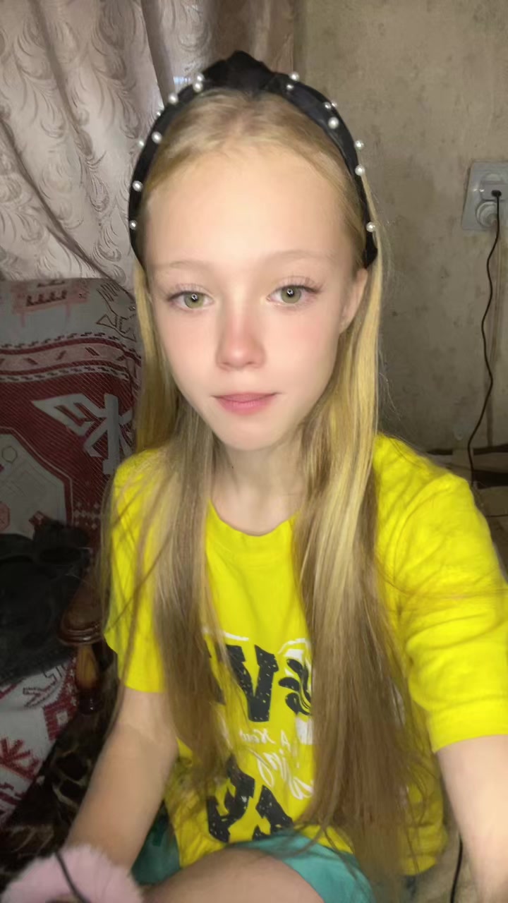 @Та самая Дарина😝
