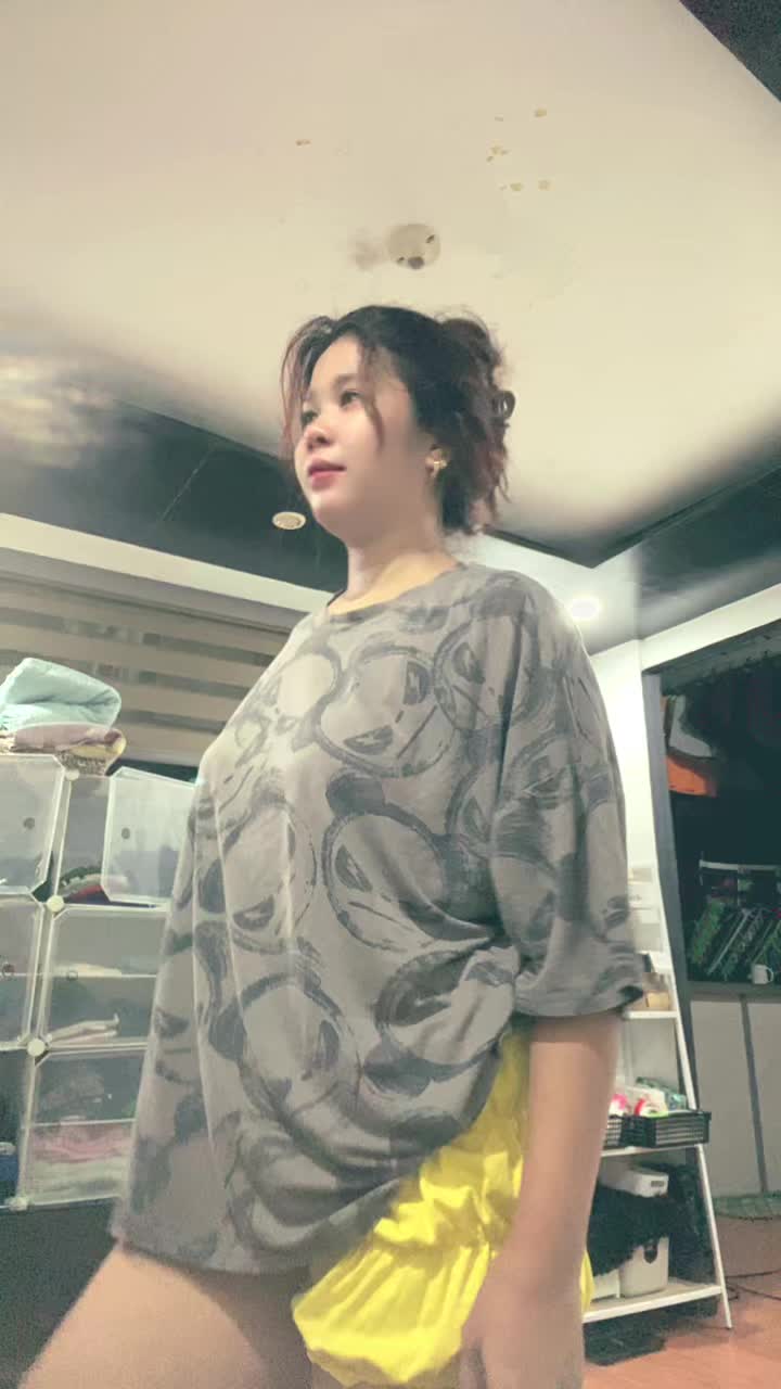 @Ella Vi