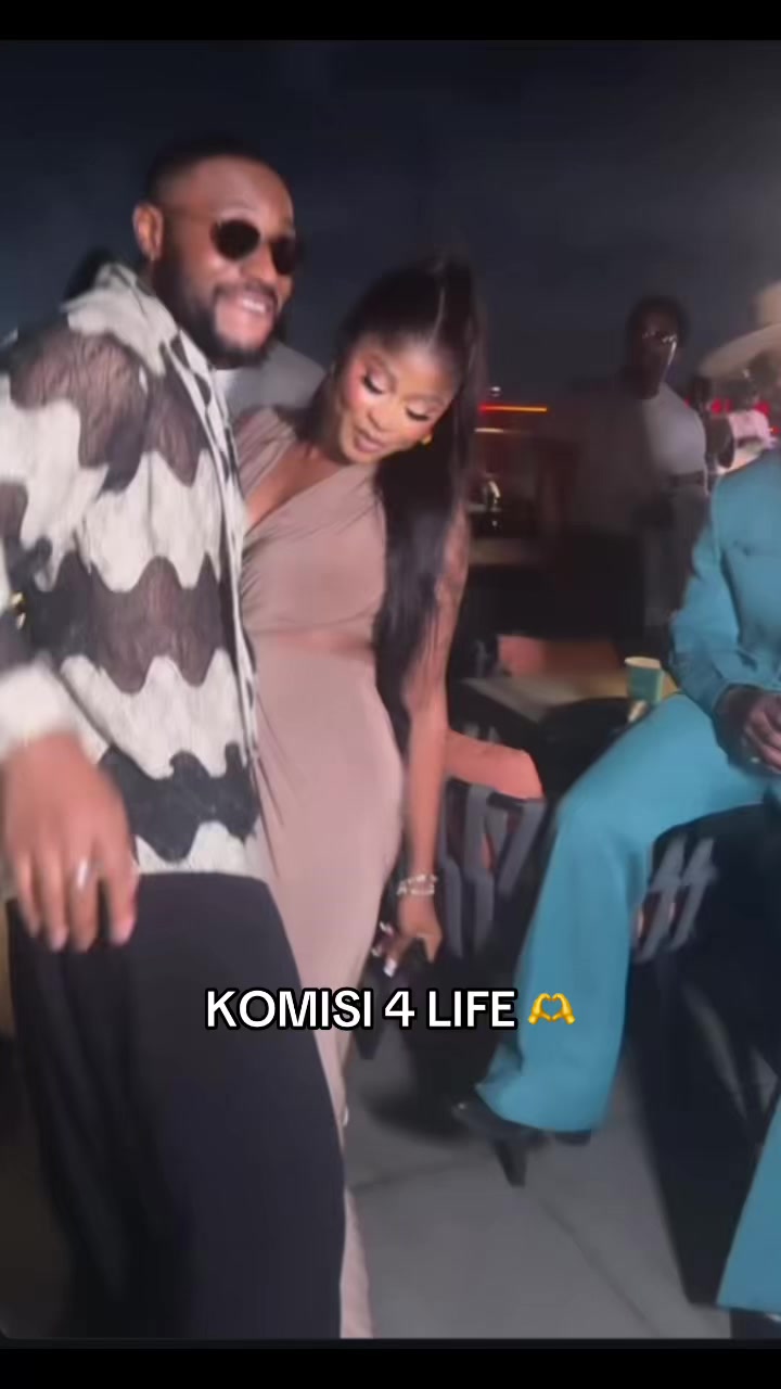 @SHAWANDI / KOMISI HQ LOVER&rsquo;S