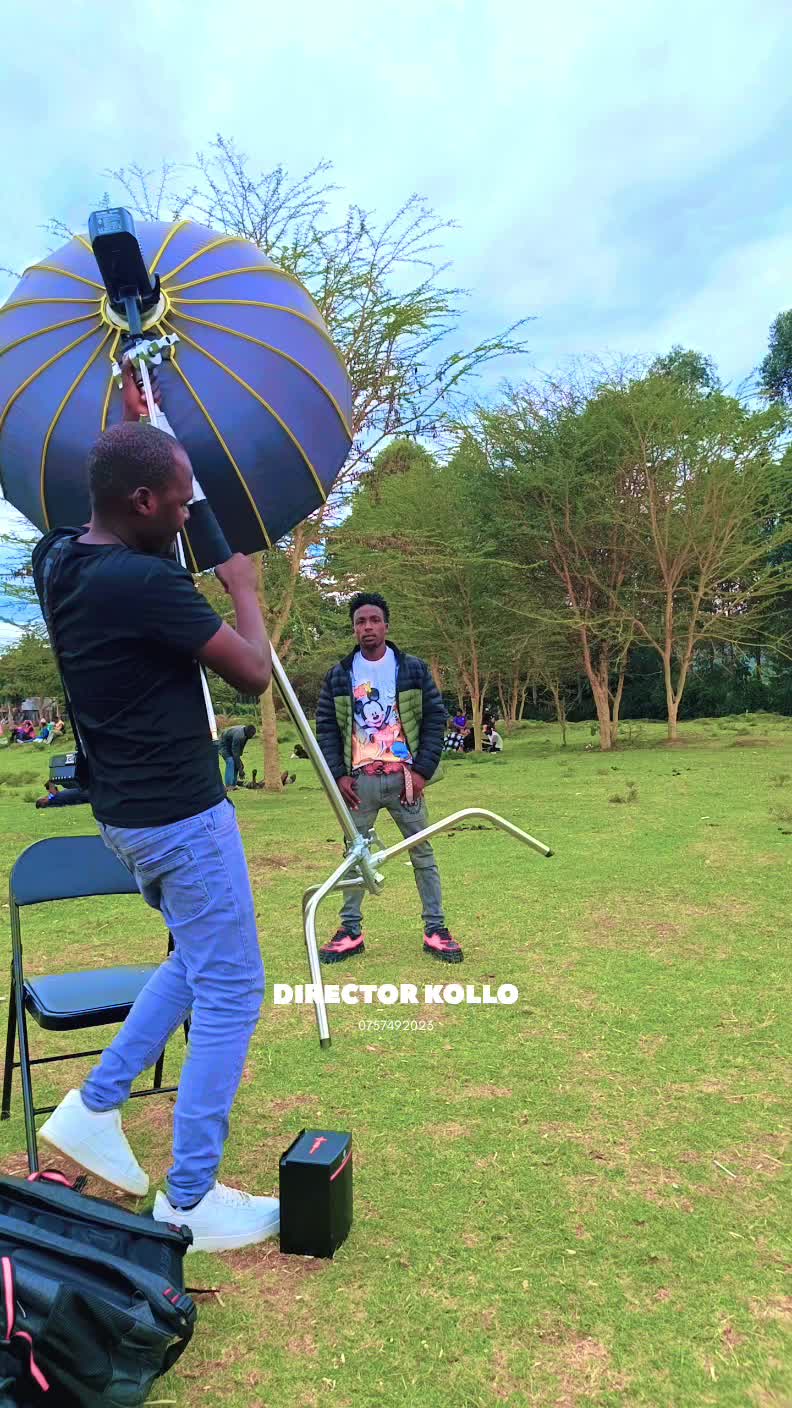 @DIRECTOR KOLLO
