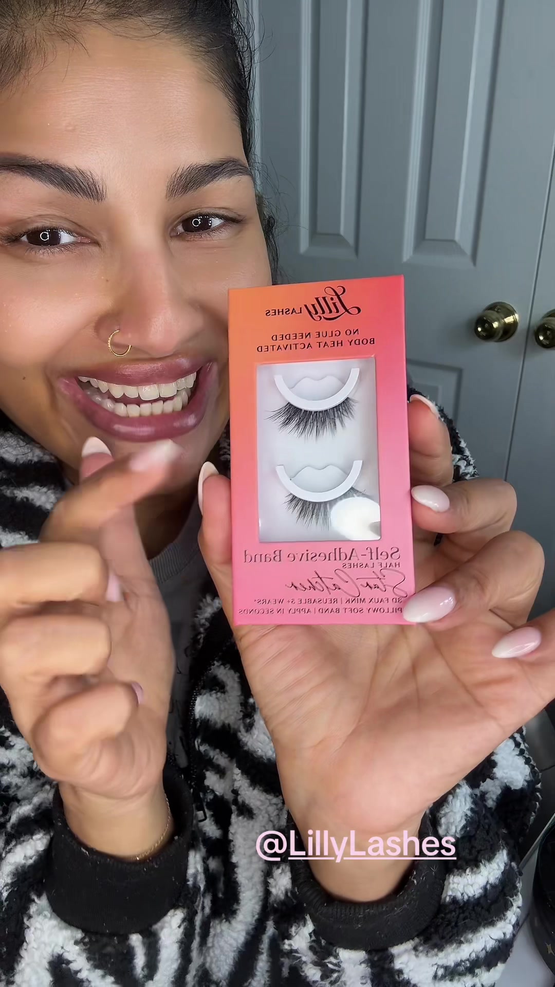 @MakeupLaveena