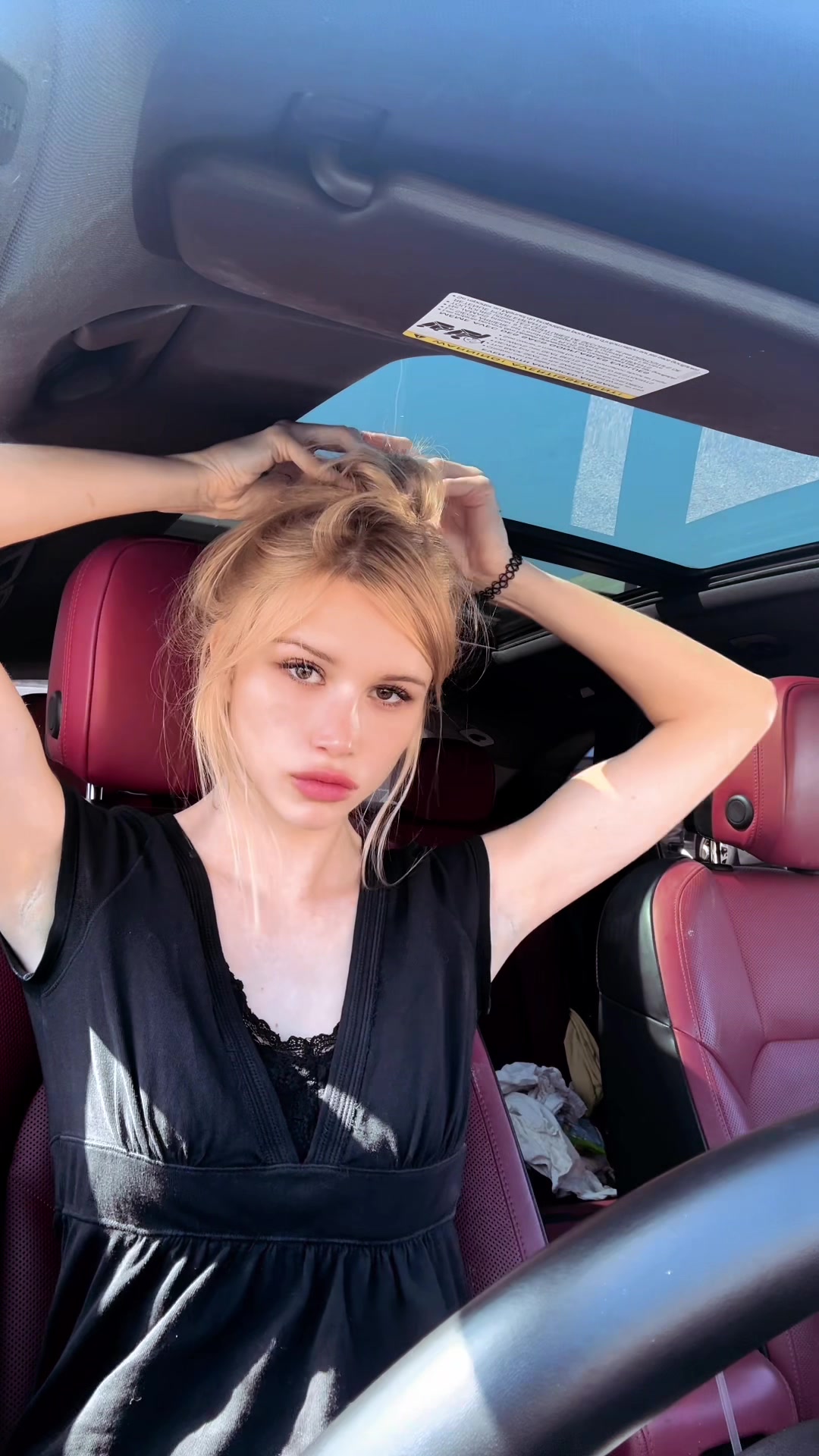 @chloe