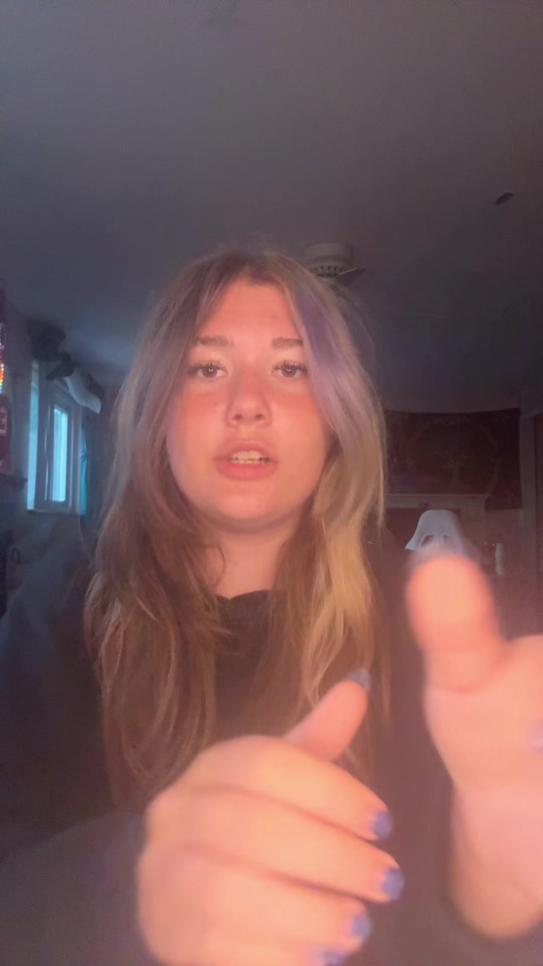 @Ella 𖣂