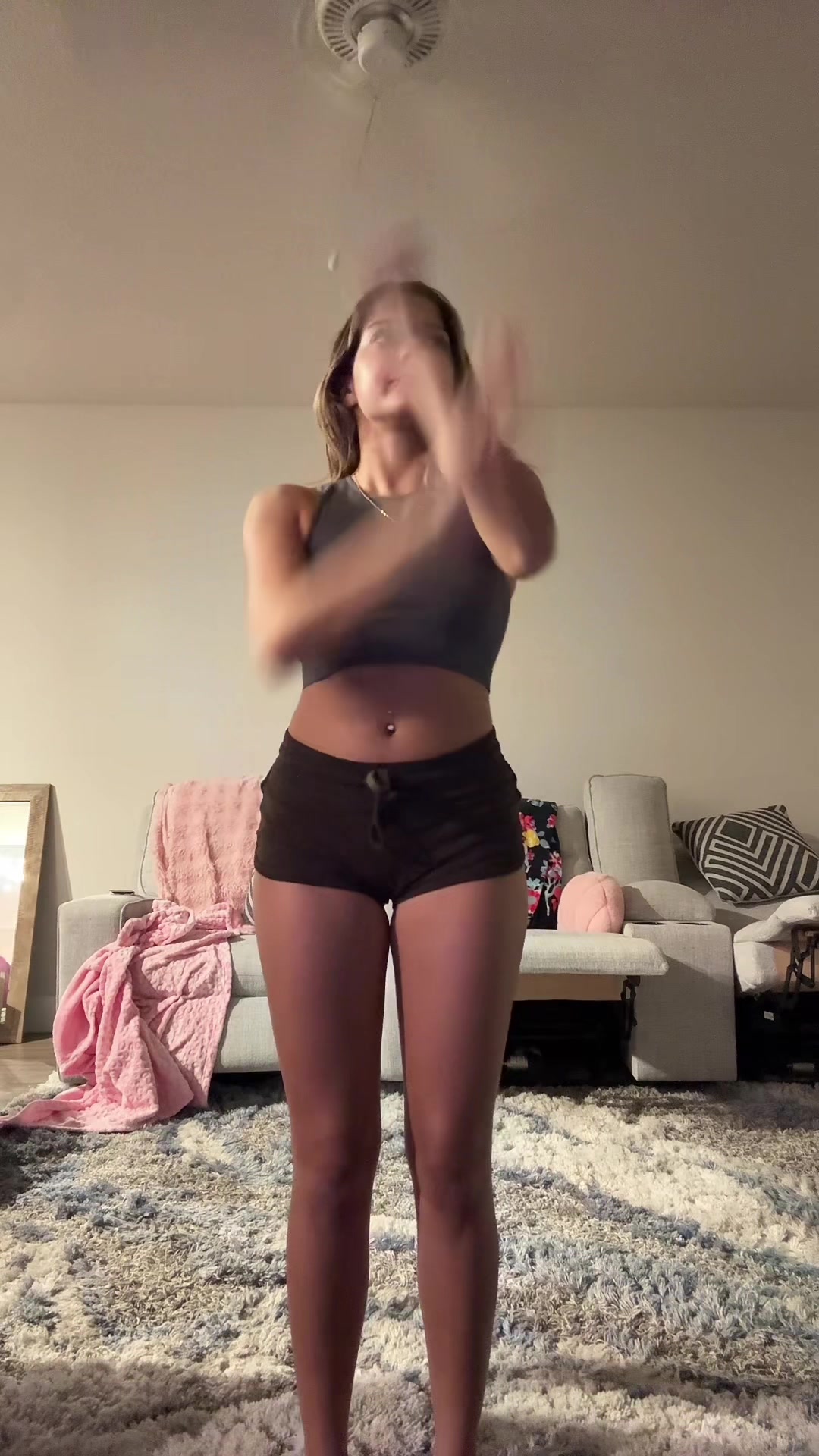 @lara lu