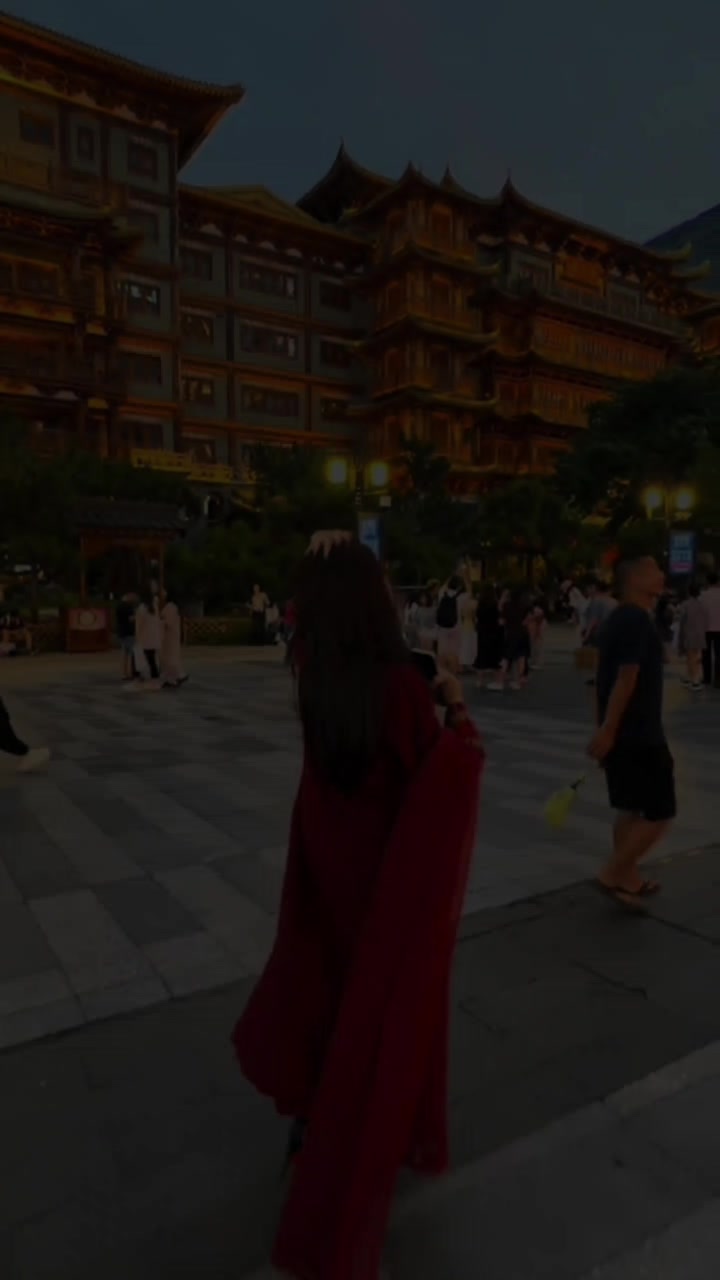 @𝒁𝒂𝒓𝒂 𝑵𝒐𝒐𝒓 🖤
