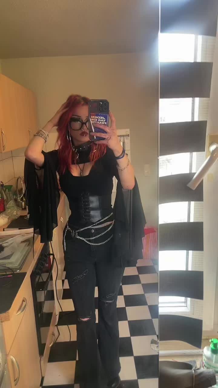 @‧₊˚ ཐི⋆ 𝔜𝔢𝔫𝔫𝔢 ⋆ཋྀ ˚₊‧