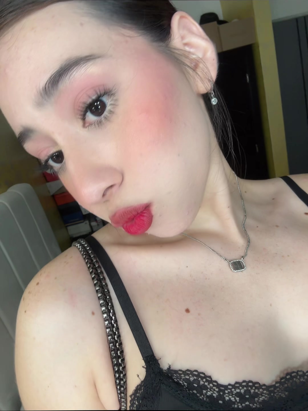 @Lesshh