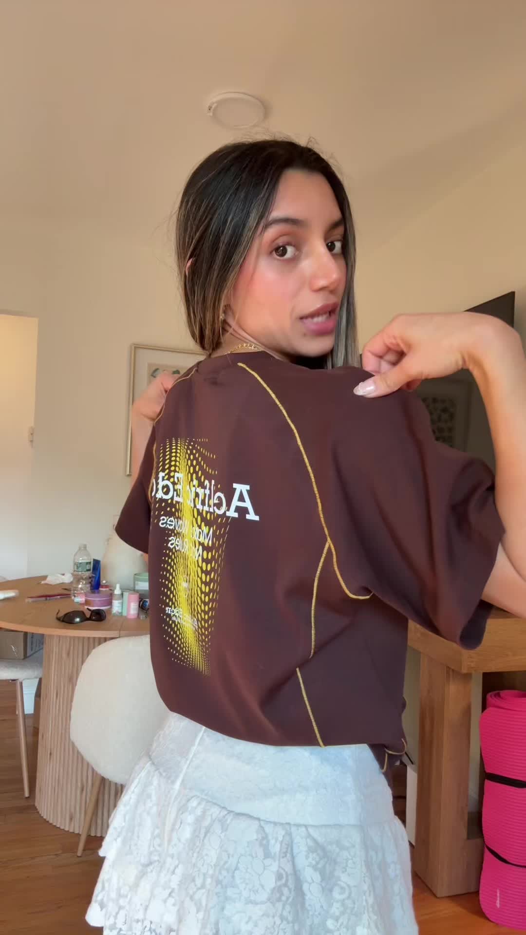 @Bella