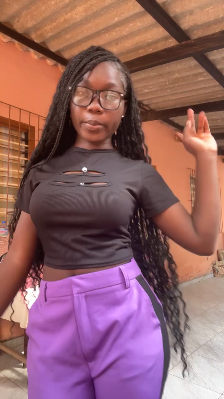 @𝑳𝒆𝒔𝒍𝒊𝒆 𝒔𝒑𝒂𝒎 ✰