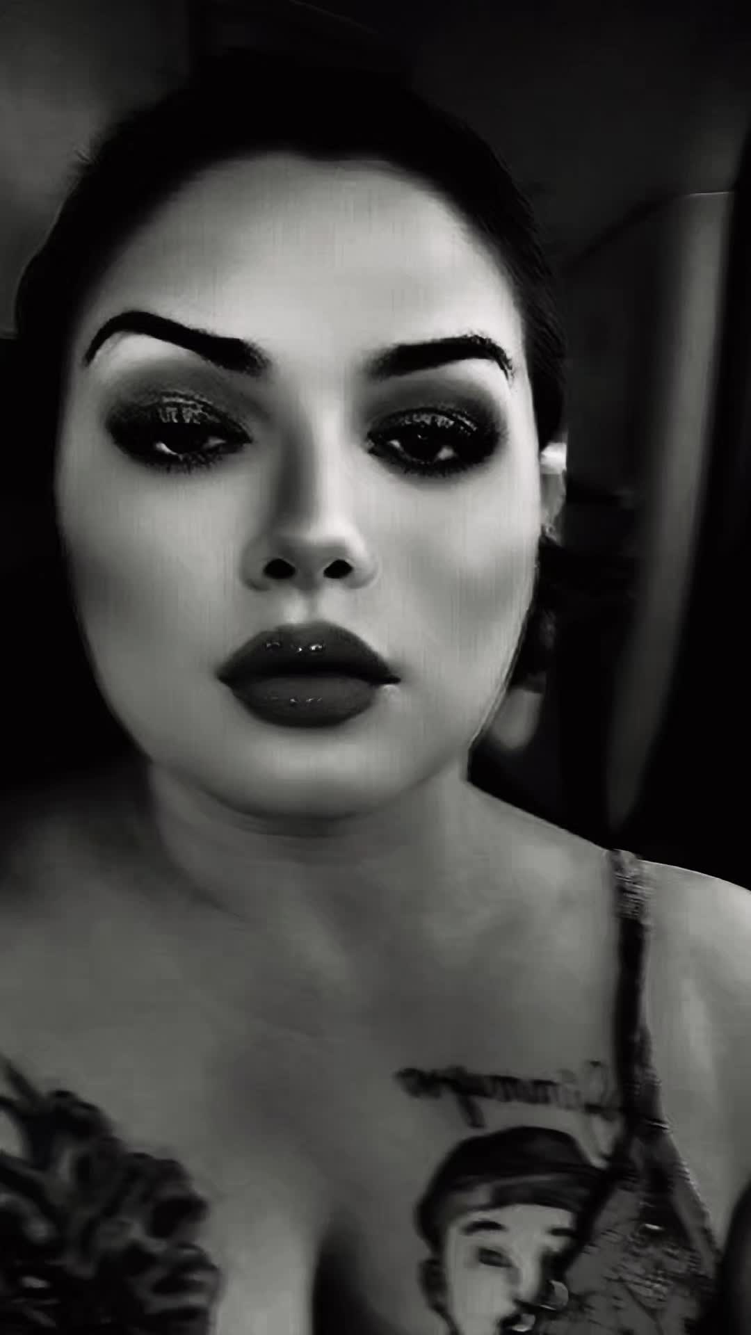 @Mandie monique Diaz Sevilla