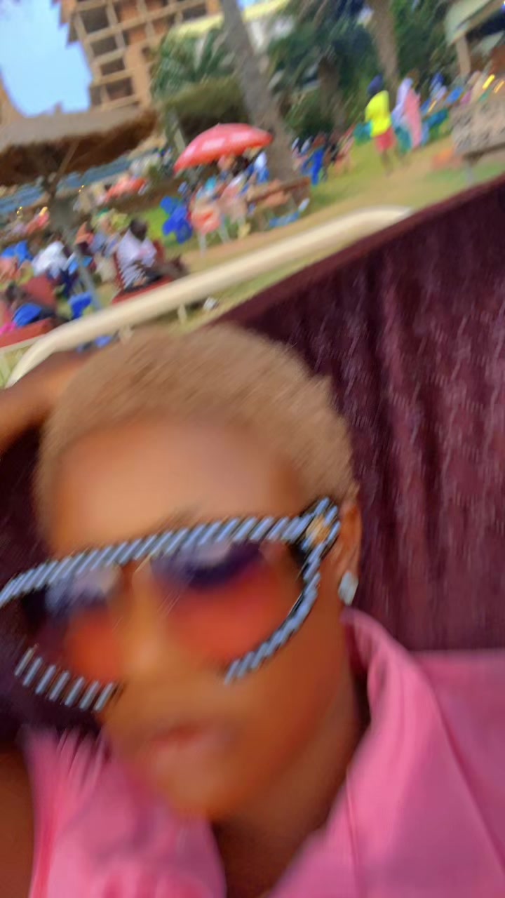 @Sophia 2043