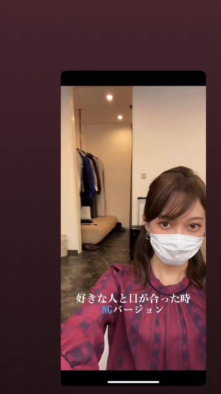 @じん