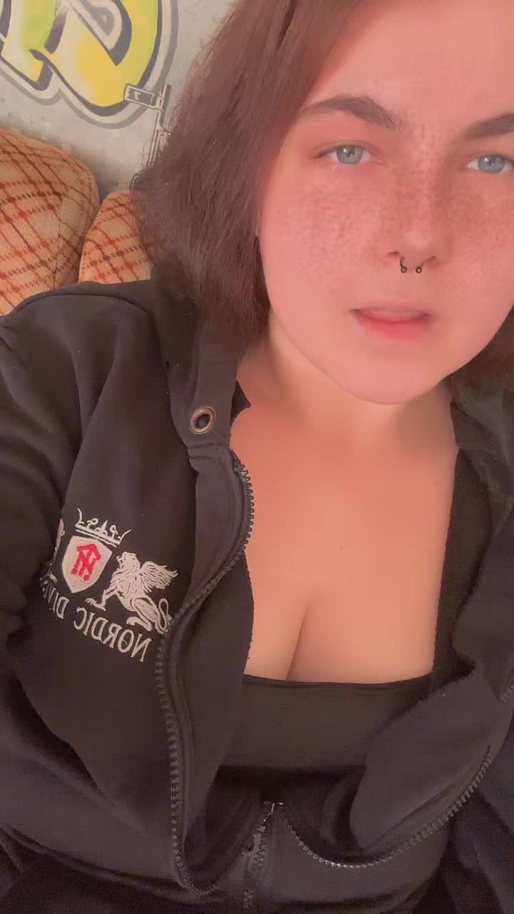 @Lydia🇩🇪🦅
